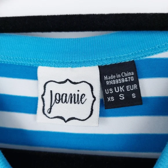 Joanie Striped Shark Top Size Small - Picture 12 of 14